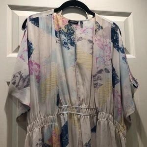 Sheer sort sleeve duster